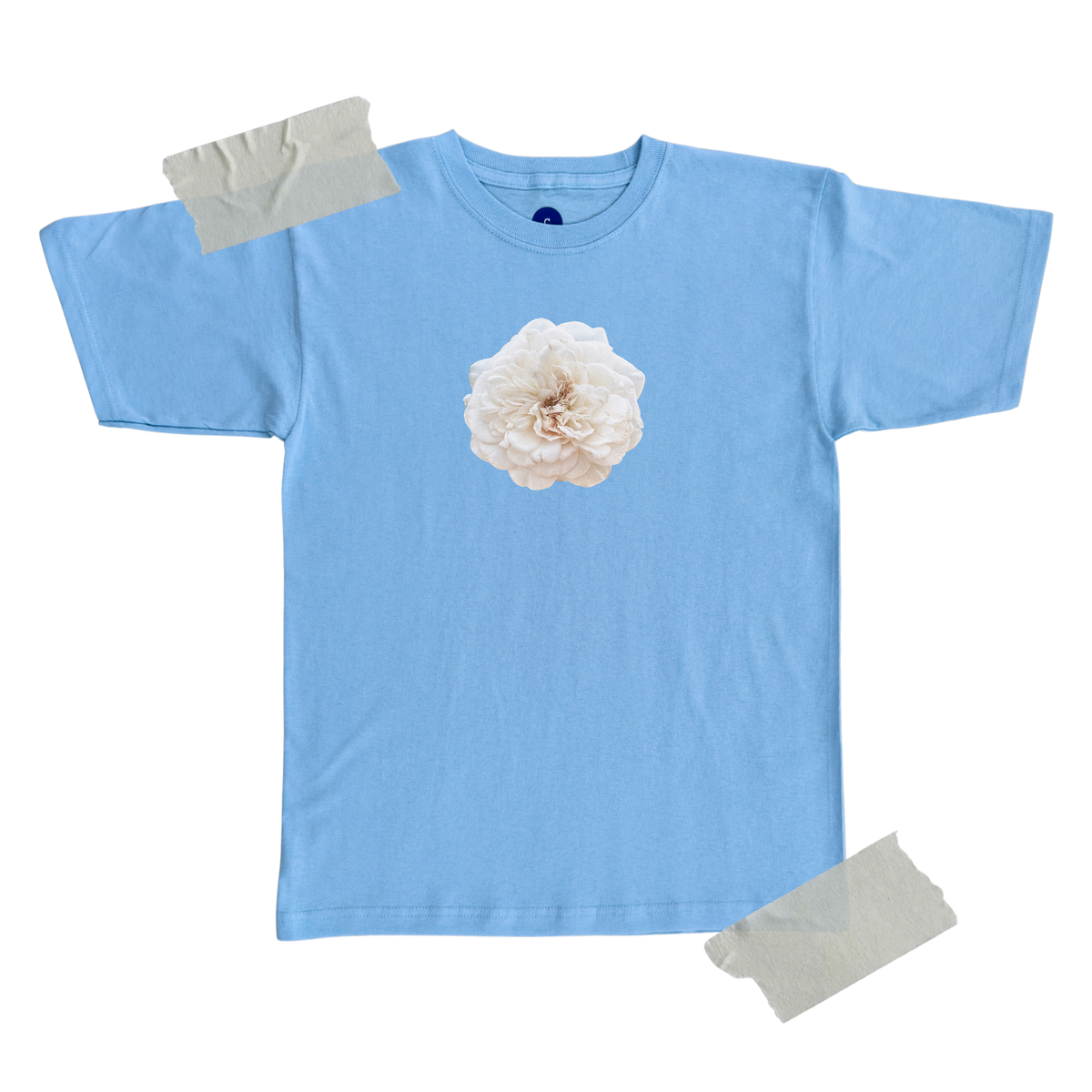 playera rosa blanca de jardín.